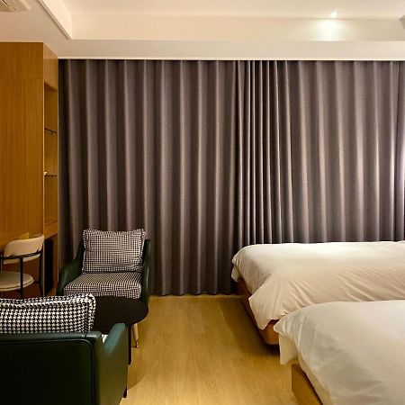 Hotel Avenue Changwon Εξωτερικό φωτογραφία