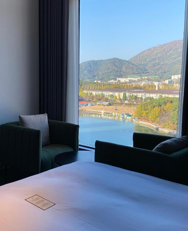 Hotel Avenue Changwon Εξωτερικό φωτογραφία