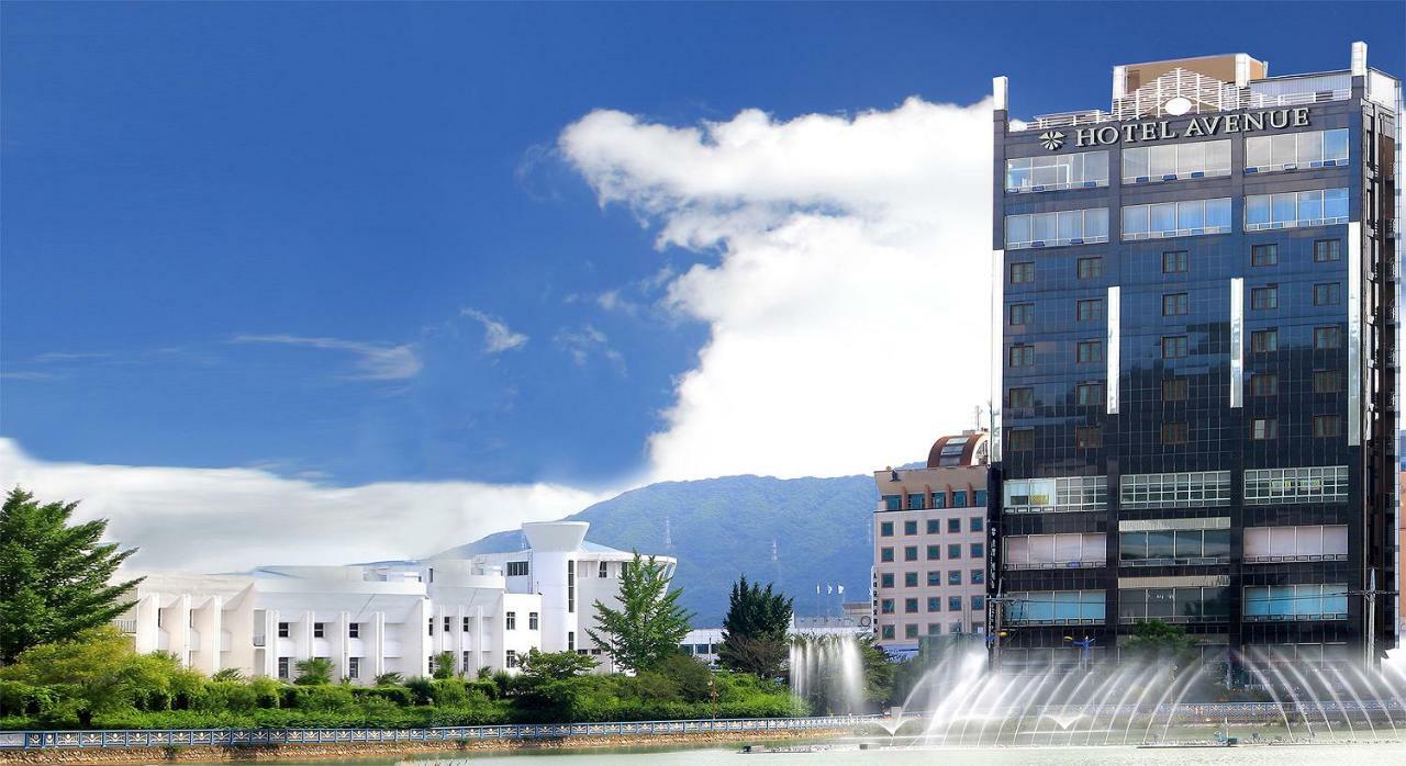 Hotel Avenue Changwon Εξωτερικό φωτογραφία